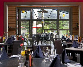 Oakdene Vineyards Restaurant And Cellar Door - Perths Hotel 2