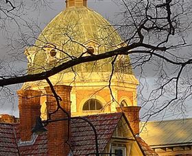 Bathurst Court House - Perths Hotel 1