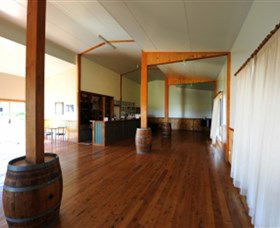 Zappa Wines - Perths Hotel 0