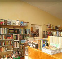 Corryong Browsers Bookshop - Perths Hotel