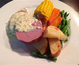 Phillip Island RSL - Perths Hotel 2