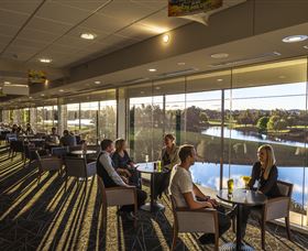 Gungahlin Lakes Golf And Community Club - Perths Hotel 0