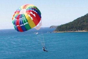 Port Stephens Parasailing - Perths Hotel 1