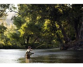 Fly Fishing Tumut - Perths Hotel 1