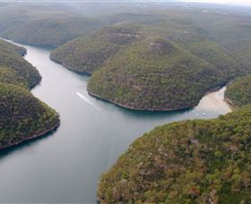 Australia By Air - Perths Hotel 3