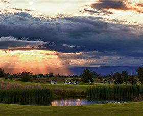 Lynwood Country Club - Perths Hotel 0