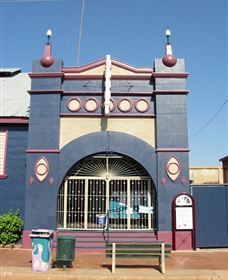 Radio Picture Theatre - Perths Hotel 0