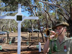 Macclesfield ANZAC Memorial Gardens - Perths Hotel 2