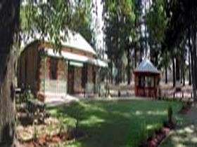 Kuitpo Forest - Perths Hotel 0