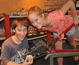 The Crystal Caves - Perths Hotel 3