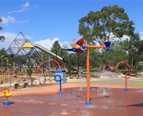 City Park - Perths Hotel 0