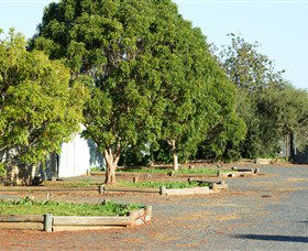 Tallimba Hotel - Perths Hotel 2
