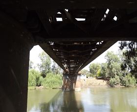 Narrandera Rail Bridge - Perths Hotel 1