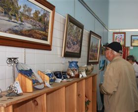 Peak Hill Art Gallery - Perths Hotel 1