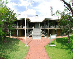 Moree Lands Office Historical Building - Perths Hotel 0