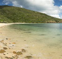 Connie Bay on Keswick Island - Perths Hotel