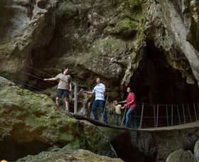 Capricorn Caves - Perths Hotel 1