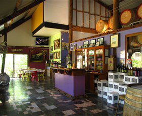 Cargo Road Wines - Perths Hotel 0