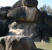 Cranky Rock Nature Reserve - Perths Hotel