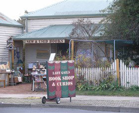 Lady Gails Bookshop And Curios - Perths Hotel 1