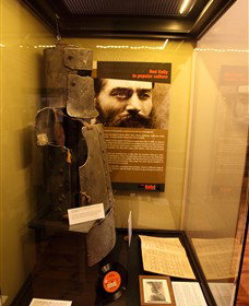 Ned Kelly Vault - Perths Hotel 1