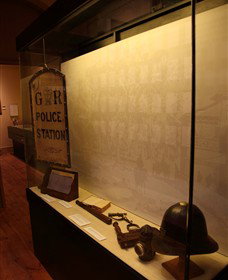 Ned Kelly Vault - Perths Hotel 2