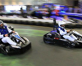 Auscarts Racing - Perths Hotel 3