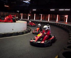 Auscarts Racing - Perths Hotel 1