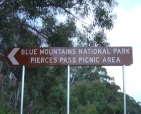 Pierces Pass - Perths Hotel 0