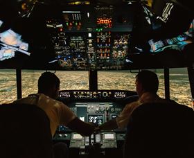 Jet Flight Simulator Canberra - Perths Hotel 0