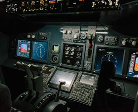 Jet Flight Simulator Canberra - Perths Hotel 2