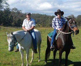 Chapman Valley Horse Riding - Perths Hotel 3
