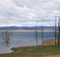 Lake Eucumbene - Perths Hotel