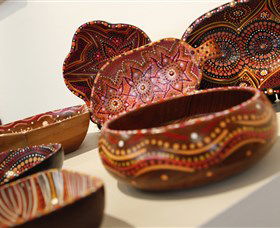 Maalinup Aboriginal Gallery - Perths Hotel 1