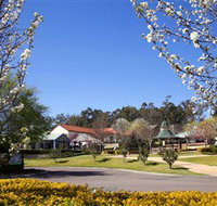 Hunter Valley Gardens Shopping Village - Perths Hotel