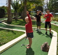 Hunter Valley Aqua Golf and Putt Putt - Perths Hotel
