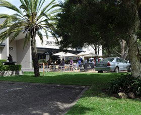 Drayton's Family Wines - Perths Hotel 3