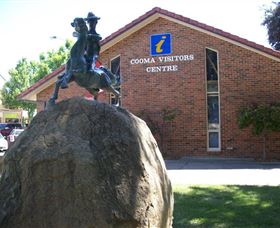 Centennial Park At Cooma - Perths Hotel 1