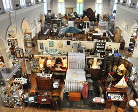 Ipswich Antique Centre - Perths Hotel 2