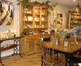 Dungog Fine Arts And Antiques - Perths Hotel 0