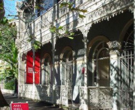 Ann Snell Gallery - Perths Hotel 0
