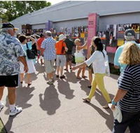 Bee Gees Way - Perths Hotel