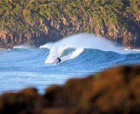 Killalea Beach - Perths Hotel 2