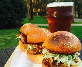 Murrayâ€™s Brewery And Port Stephens Winery - Perths Hotel 1