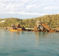 Tangalooma Wrecks Dive Site - Perths Hotel
