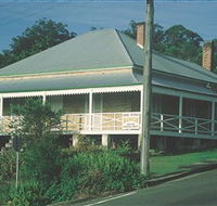Maclean Stone Cottage and Bicentennial Museum