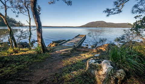 Queens Lake Nature Reserve - Perths Hotel 1