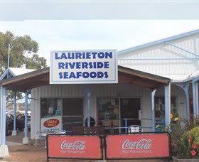 Laurieton Riverside Seafoods - Perths Hotel 1
