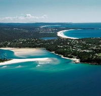 Club Sapphire - Merimbula - Perths Hotel