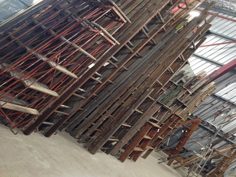 Heaths Old Wares, Collectables & Industrial Antiques - Perths Hotel 8